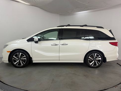 Used 2018 Honda Odyssey Elite image 4