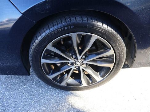 Used 2017 Toyota Corolla SE image 4