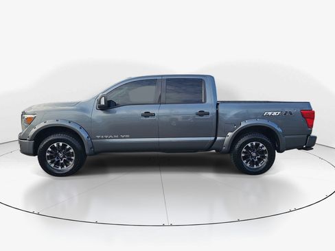 Used 2018 Nissan Titan PRO-4X w/ Pro-4x Convenience Package AWD/4WD image 7