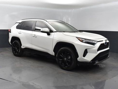 Used 2023 Toyota RAV4 SE w/ Convenience Package AWD/4WD image 21