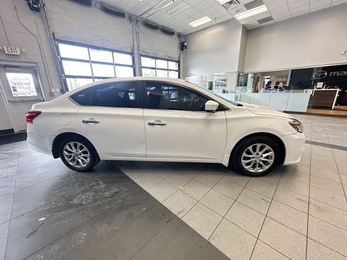 Used 2017 Nissan Sentra SV w/ Style Package image 11