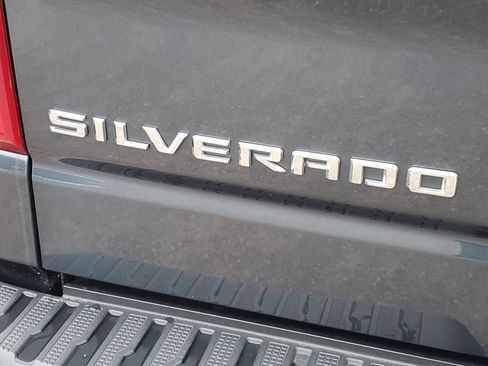 Used 2019 Chevrolet Silverado 1500 RST AWD/4WD image 40