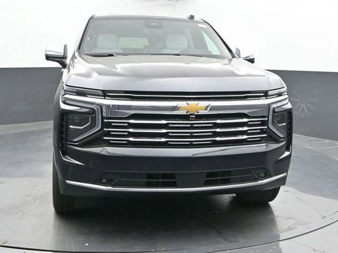 New 2026 Chevrolet Suburban High Country image 3