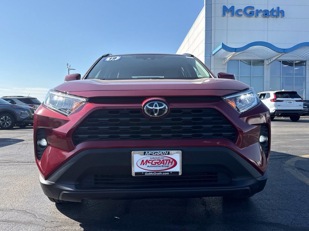 Used 2019 Toyota RAV4 XLE Premium w/ Cold Weather Package AWD/4WD image 13