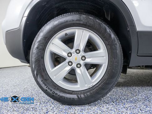 Used 2019 Chevrolet Trax LT w/ LT Convenience Package FWD image 43