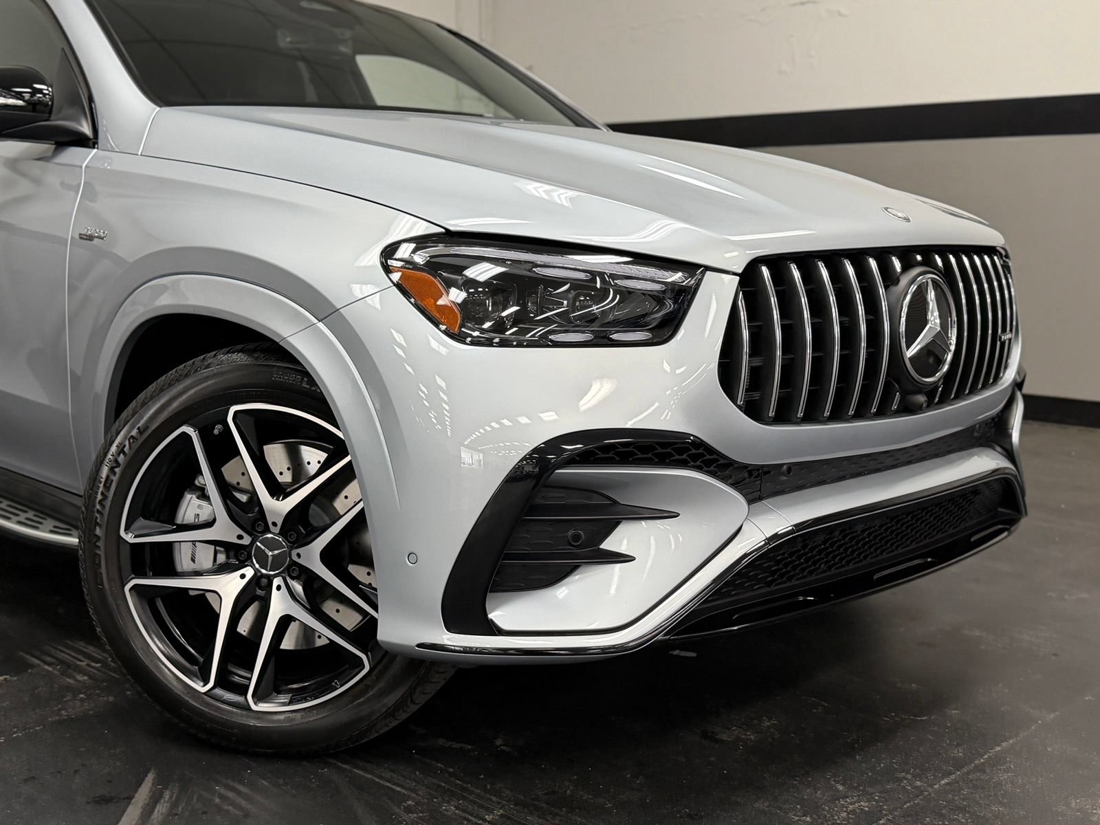 New 2026 Mercedes-Benz GLE 53 AMG 4MATIC Coupe image 3