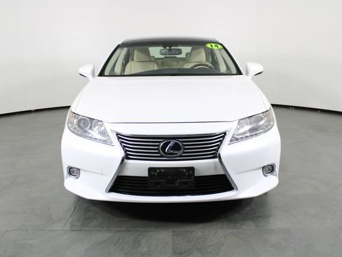 Used 2014 Lexus ES 350 w/ Ultra Luxury Package image 12