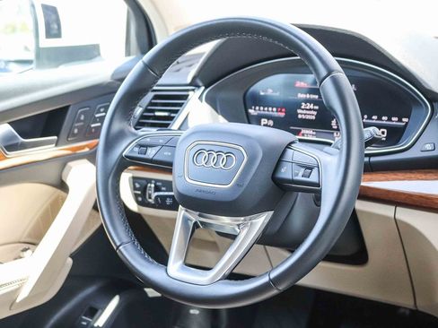 Certified 2023 Audi Q5 2.0T Premium Plus w/ Premium Plus Package AWD/4WD image 17