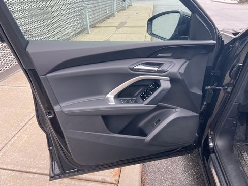 Used 2025 Audi Q5 Premium Plus w/ Premium Plus image 46