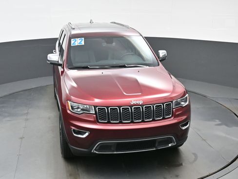 Used 2022 Jeep Grand Cherokee Limited image 42