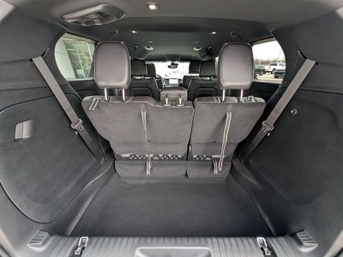 New 2026 Chrysler Pacifica Select image 11