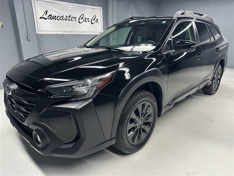 Used 2023 Subaru Outback Onyx Edition AWD/4WD image 1