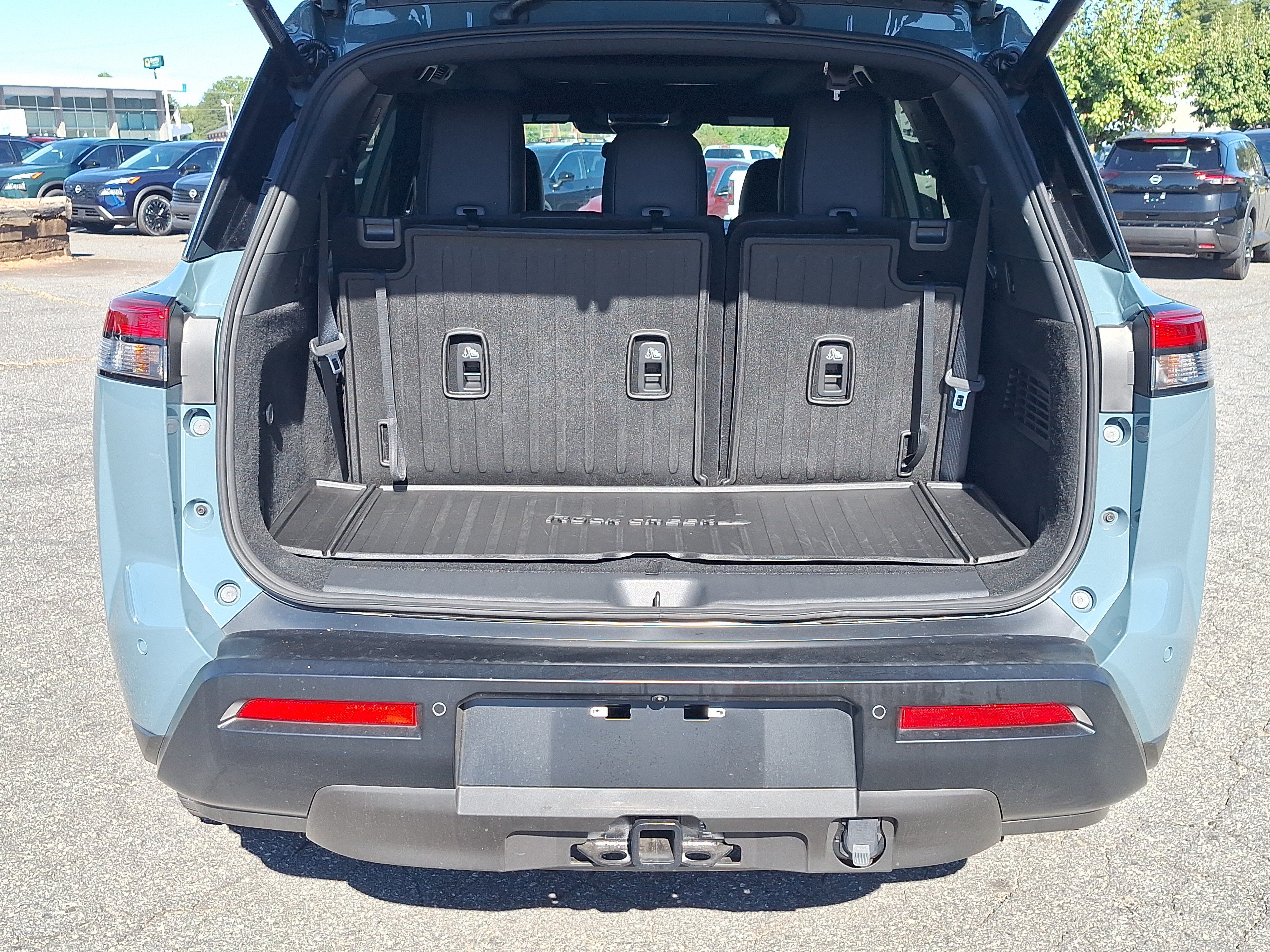 Certified 2026 Nissan Pathfinder Rock Creek w/ Rock Creek Premium Package AWD/4WD image 24