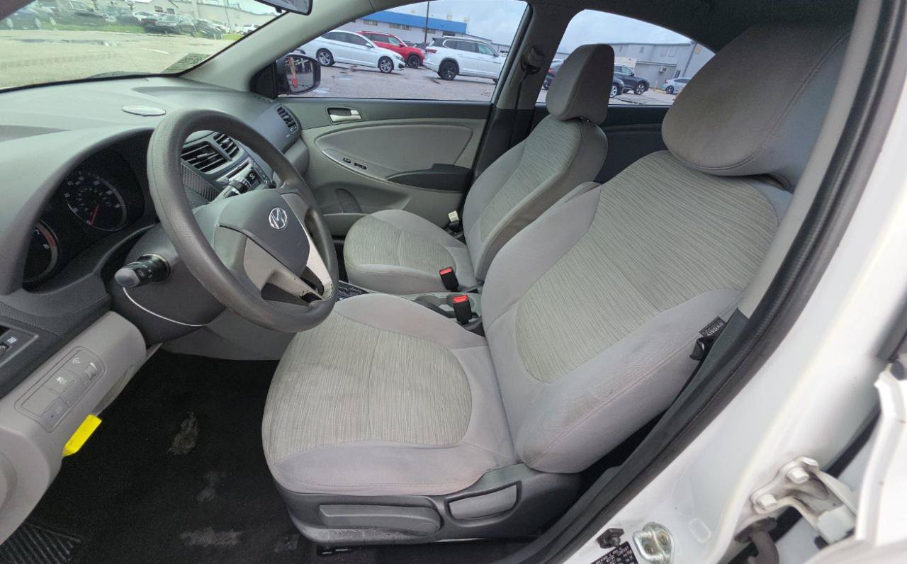 Used 2017 Hyundai Accent SE FWD image 10