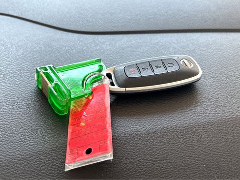 Used 2023 Nissan Kicks SV image 29