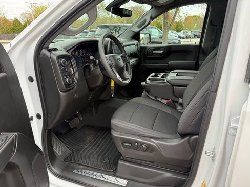 Used 2022 Chevrolet Silverado 1500 Custom w/ Rally Edition AWD/4WD image 12