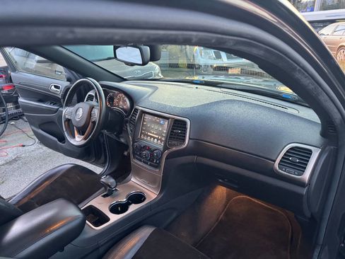 Used 2014 Jeep Grand Cherokee Altitude image 20