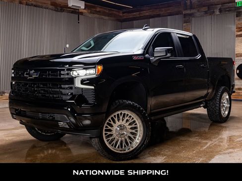 Used 2023 Chevrolet Silverado 1500 RST AWD/4WD image 4