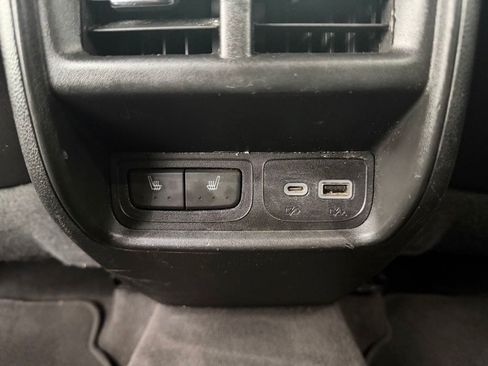 Used 2019 Cadillac XT4 Sport AWD/4WD image 16