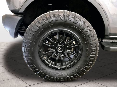 Used 2023 Ford Bronco 4-Door image 8