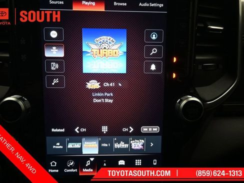 Used 2023 RAM 1500 Laramie AWD/4WD image 12