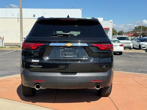 Used 2023 Chevrolet Traverse LT image 5