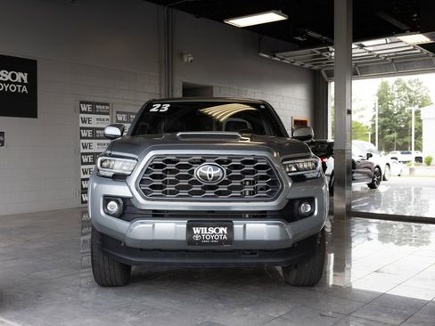 Certified 2023 Toyota Tacoma TRD Sport w/ TRD Premium Sport Package AWD/4WD image 3