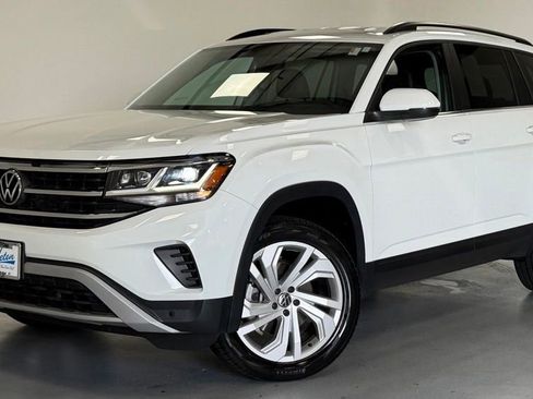 Used 2023 Volkswagen Atlas SE AWD/4WD image 1