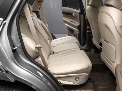 Used 2023 Genesis GV80 2.5T image 34