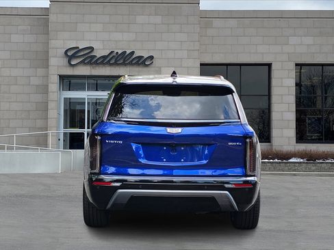 New 2026 Cadillac Vistiq Sport image 6