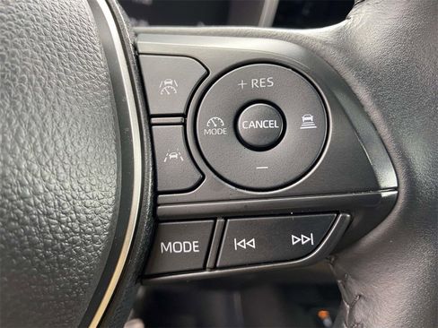 Used 2025 Toyota Corolla XSE image 62