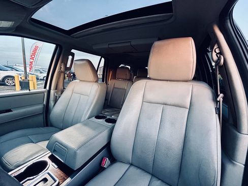 Used 2009 Ford Expedition Limited image 19