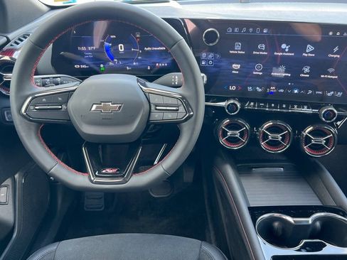 New 2025 Chevrolet Blazer EV RS RWD image 11
