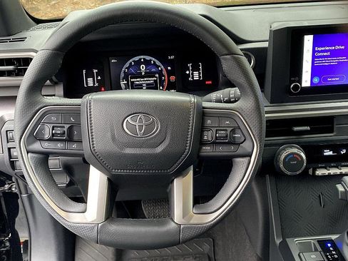 Certified 2025 Toyota 4Runner SR5 image 20