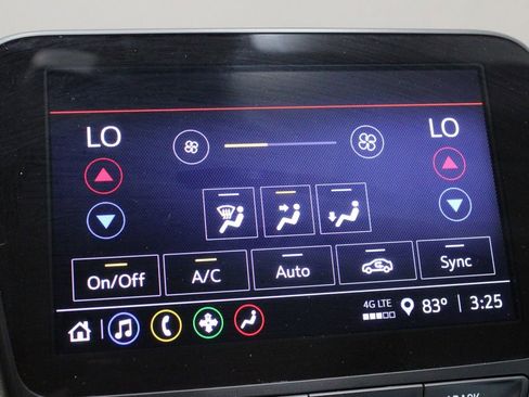 Used 2022 Chevrolet Malibu LT image 37