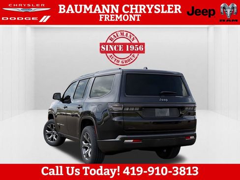 New 2026 Jeep Grand Wagoneer Limited AWD/4WD image 3