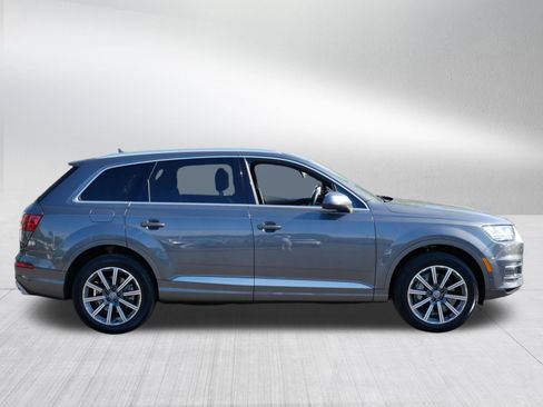 Used 2019 Audi Q7 3.0T Premium Plus w/ Premium Plus Package AWD/4WD image 8