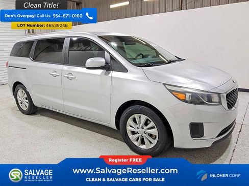 Used 2016 Kia Sedona LX w/ LX Convenience Package image 5