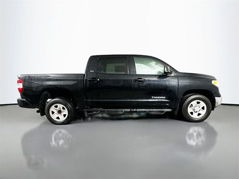 Used 2017 Toyota Tundra SR5 image 7