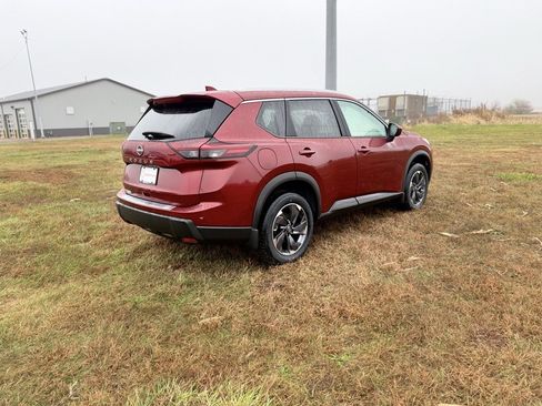 New 2026 Nissan Rogue SV image 5