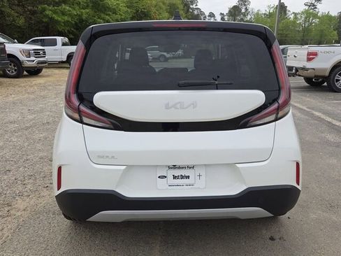 Used 2023 Kia Soul LX w/ Option Group 015 image 12