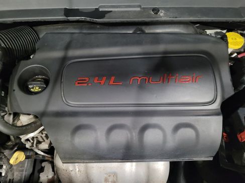 Used 2017 Jeep Compass Latitude w/ Popular Equipment Group AWD/4WD image 30