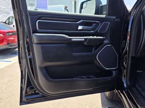 Certified 2022 RAM 1500 Laramie RWD image 11