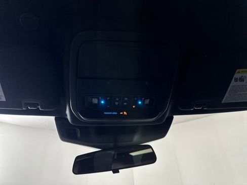 Used 2020 Ford Explorer XLT w/ Equipment Group 202A image 24