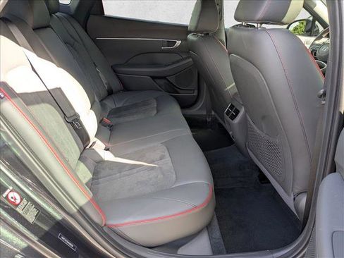 Used 2021 Hyundai Sonata SEL Plus w/ Tech Package image 17