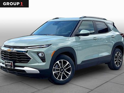 New 2026 Chevrolet TrailBlazer LT w/ Driver Confidence Package FWD image 1