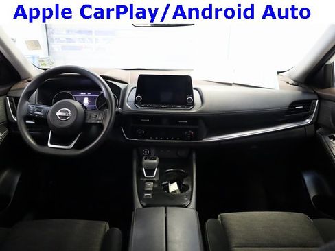 Used 2023 Nissan Rogue SV image 7