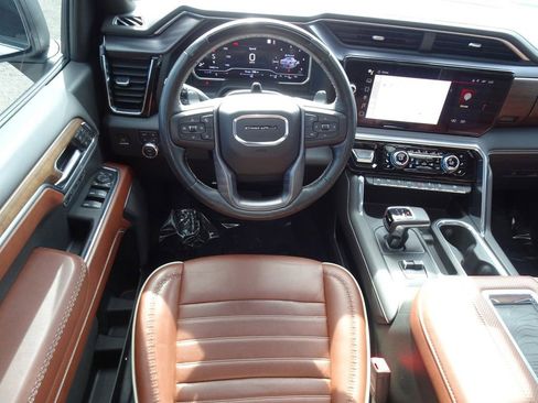 Used 2022 GMC Sierra 1500 Denali Ultimate image 15
