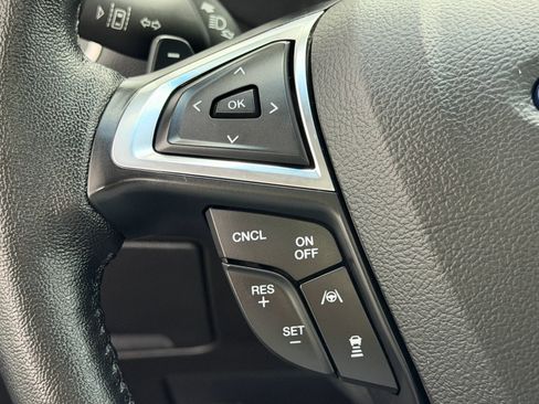 Used 2019 Ford Edge SEL w/ Equipment Group 201A image 20