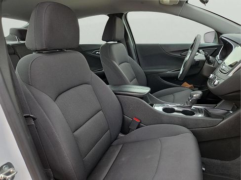 Used 2024 Chevrolet Malibu LT FWD image 9